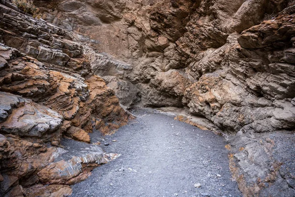 Caminando Hacia Callejón Sin Salida Del Cañón Parque Nacional Death — Foto de Stock