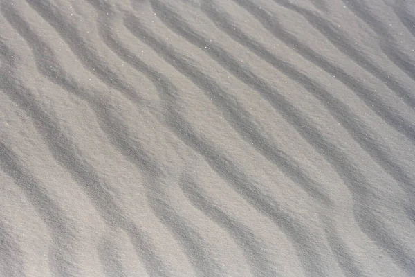 Close Van Glinsterende Witte Zand Duin Oppervlak — Stockfoto