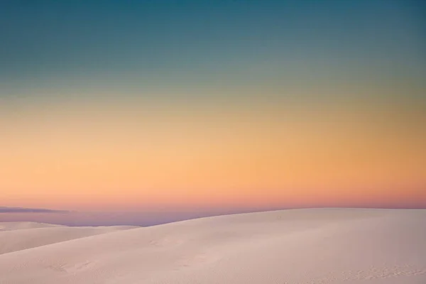 Pastellfarbener Himmel Verblasst Horizont Über Den Sanddünenrücken White Sands National — Stockfoto