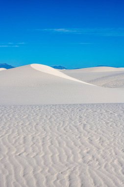 Kum Geçişlerinin Dalgalanan Sahası Beyaz Kum Kumları Ulusal Parkı 'ndaki Uzun Kum Dutuna