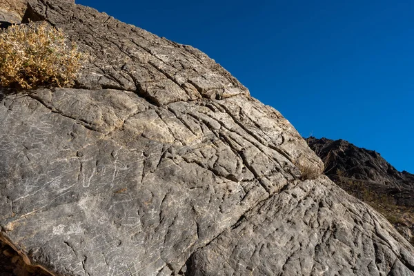 Graffitis Pétroglyphes Dans Soleil Matin Lumineux Titus Canyon Dans Vallée — Photo