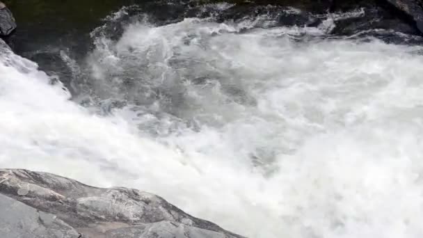 Eddy Linville Falls. — Video