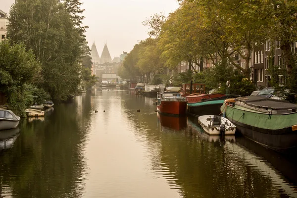 Amsterdam canal in the morning — Stock Photo, Image