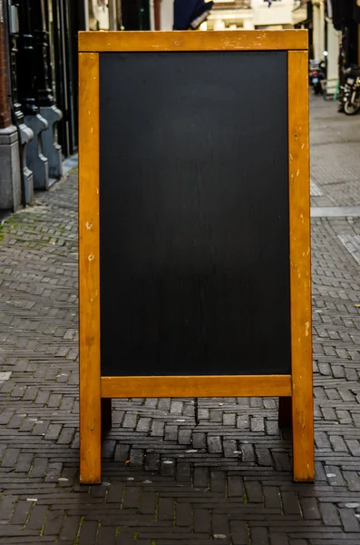 Empty Chalkboard on City Street — Stock Photo, Image