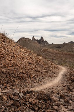 Dar Yol Katırlara doğru gidiyor Kulaklar Bit Virajında Ulusal Park 'a