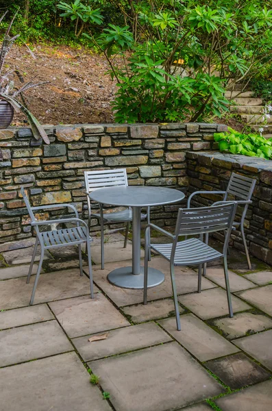 Outdoor Cafe Single Table — Stock Photo, Image