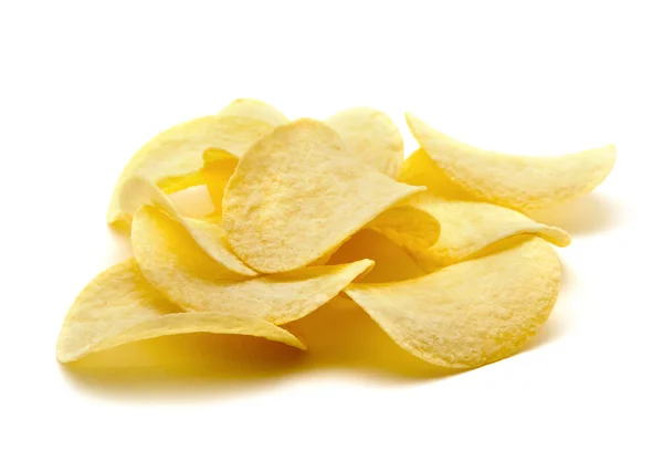 Chipsy ziemniaczane izolowane białe tło. — Zdjęcie stockowe