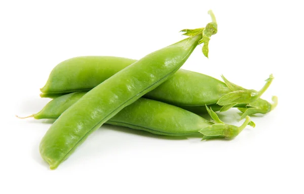 Guisantes aislados en blanco —  Fotos de Stock