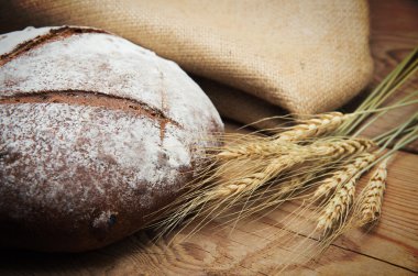 Taze pişmiş geleneksel ekmek.