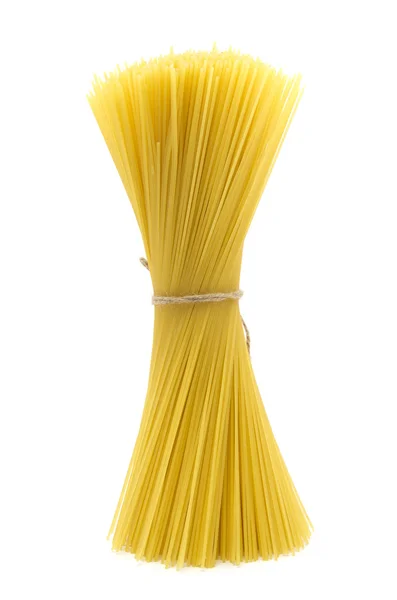 Spaghetti isoliert auf weiß — Stockfoto