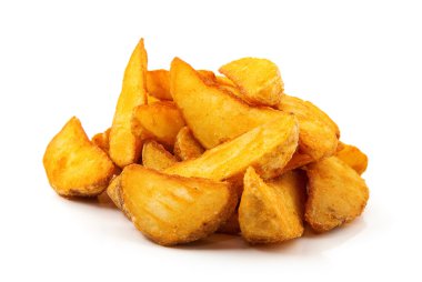 Kızarmış patates dilimleri. Fast food. Beyazda izole edilmiş