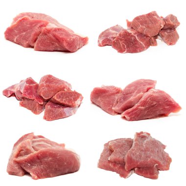 çiğ et beyaz üzerinde izole