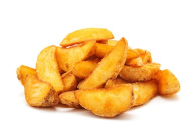 Kızarmış patates dilimleri. Fast food. Beyazda izole edilmiş