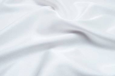 arkaplan olarak beyaz saten kumaş
