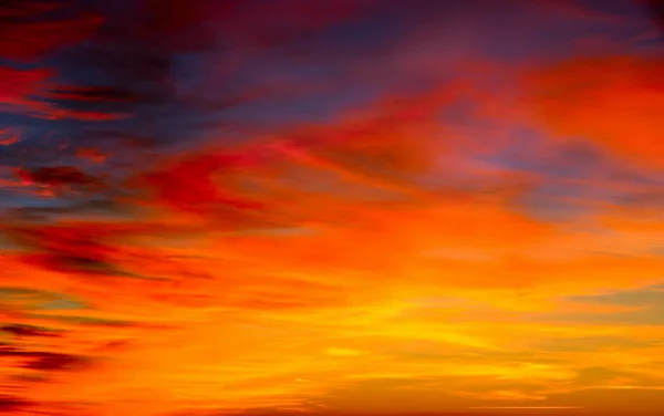 Vivid Sky Illuminated Sunset — Stock Photo, Image