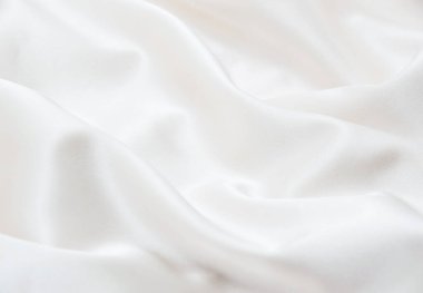 arkaplan olarak beyaz saten kumaş