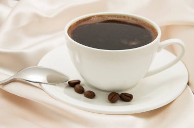 Beyaz kahve fincanı