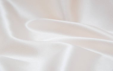 arkaplan olarak beyaz saten kumaş