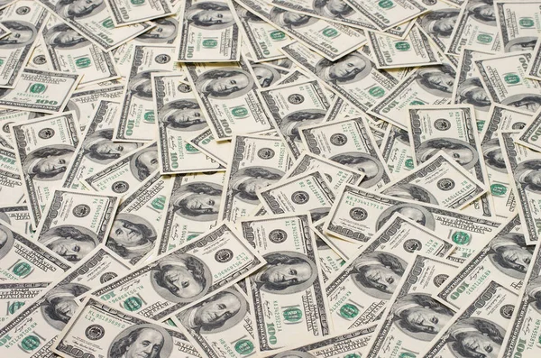 100 dolarlık banknotların arkaplanı