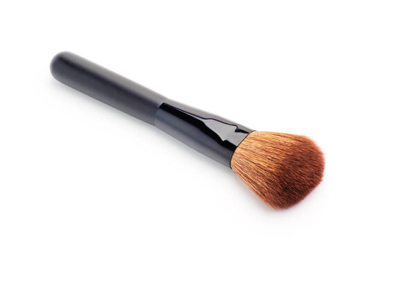 макияж порошок румяна изолированы на белом фоне