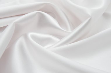 arkaplan olarak beyaz saten kumaş