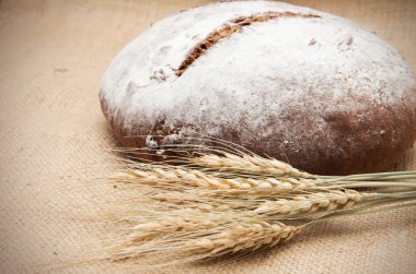 Taze pişmiş geleneksel ekmek.