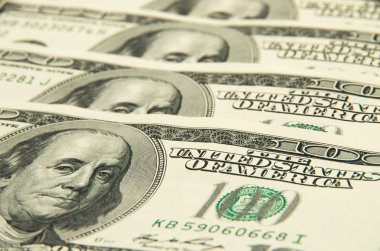 Arkaplan olarak 100 dolar..