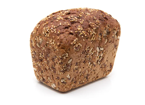 Pão de centeio assado com sementes de linho — Fotografia de Stock