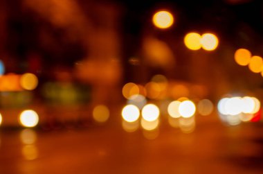 Gece şehrinin soyut mavi ışıkları