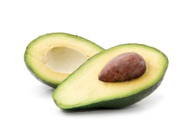 Avokado beyaz üzerine izole