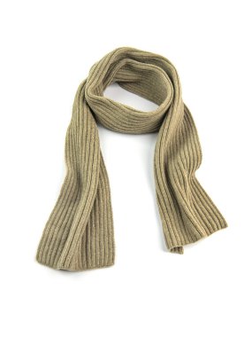 Kahverengi beyaz zemin üzerine eşarp.