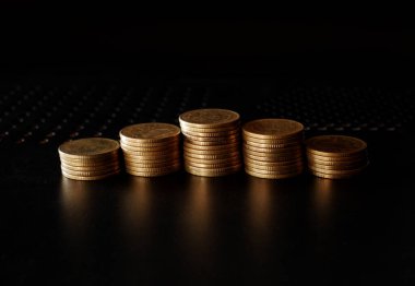 Altın para desteleri para biriktirme kavramı