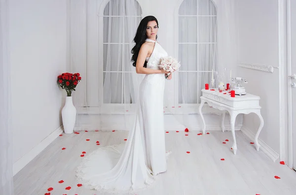 stüdyoda poz güzel gelin