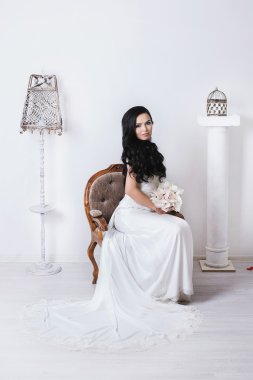 stüdyoda poz güzel gelin