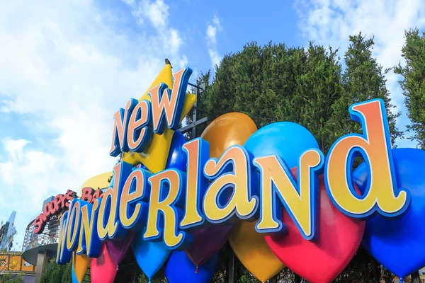 Novo sinal de país das maravilhas na Universal Studios, Osaka Japan . — Fotografia de Stock