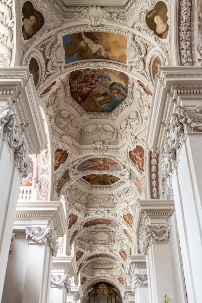 Kubbe St. Stephan, Passau, Almanya