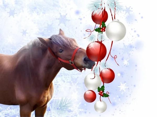 Caballo con bombillas de Navidad — Foto de Stock