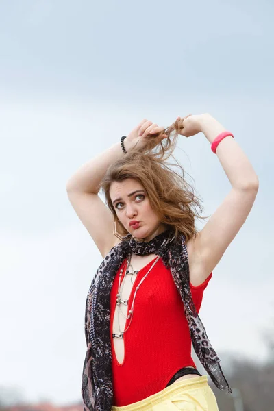 Funny Portrait Young Brunette Woman 1980S Style Playing Her Hair — Stock Photo, Image