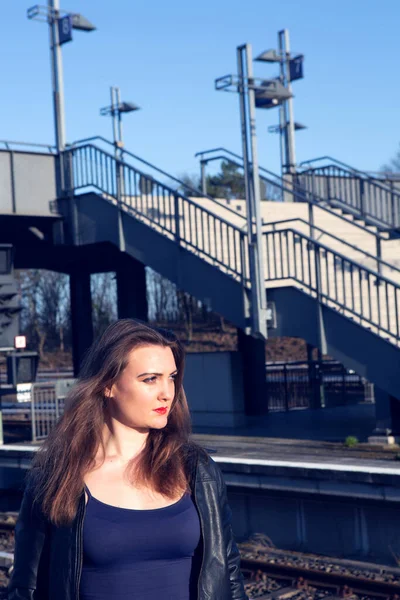 Young Woman Leather Jacket Waiting Platform Train Station — Stockfoto