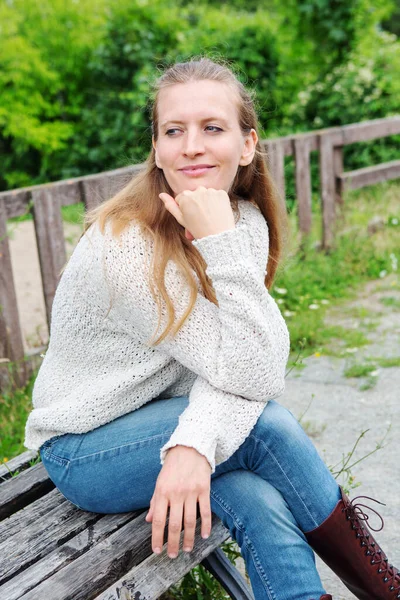 Portrait Beautiful Young Blond Woman Sitting Bench — Stock Photo, Image