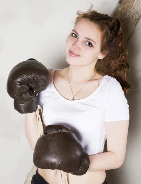 Portrait of a girl as a boxer — Stock Photo, Image