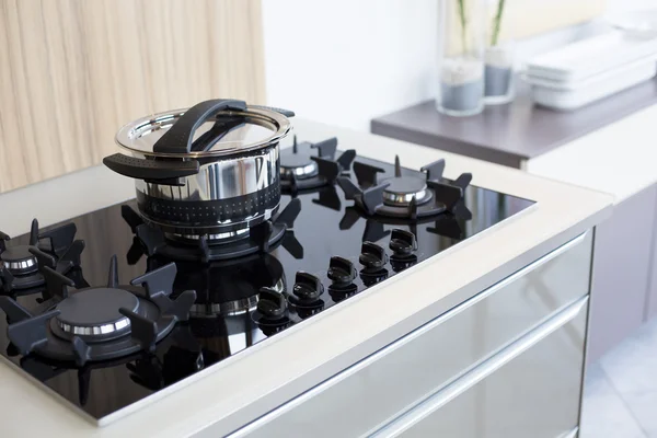 Pot on stove — Stock Photo, Image