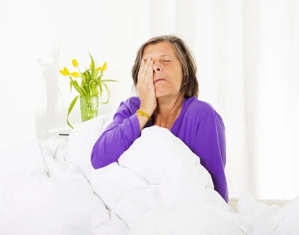 Woman waking up — Stock Photo, Image