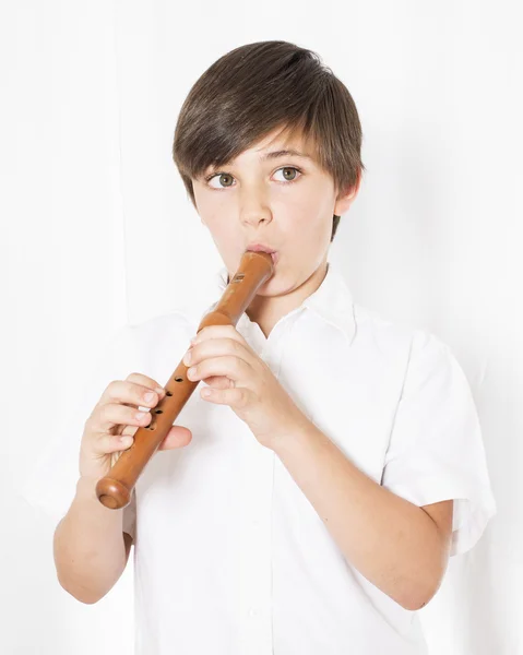 Rapaz com Flauta — Fotografia de Stock