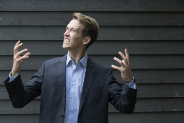 genç işadamı çığlık