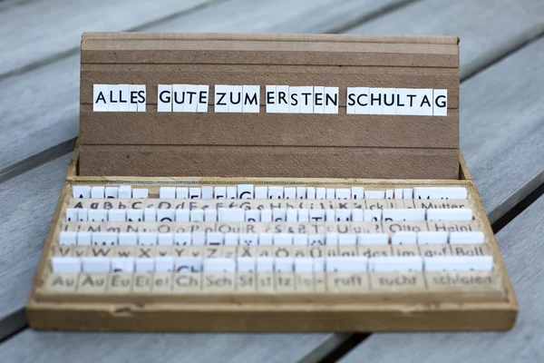 German text: "Alles Gute Zum Ersten Schultag" — Stock Photo, Image