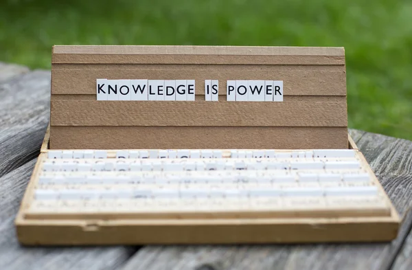 Η γνώση είναι δύναμη — Φωτογραφία Αρχείου