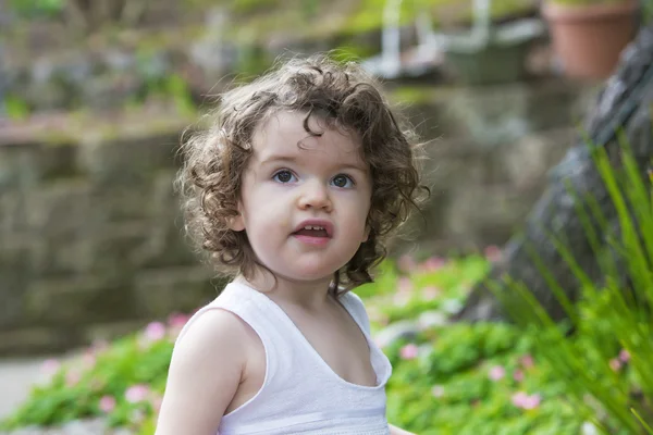 Retrato de menina bonito — Fotografia de Stock