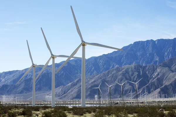 Wind turbines in Southern California — Stock Photo, Image