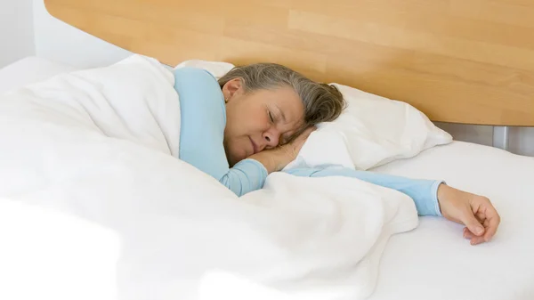 Woman sleeping — Stock Photo, Image